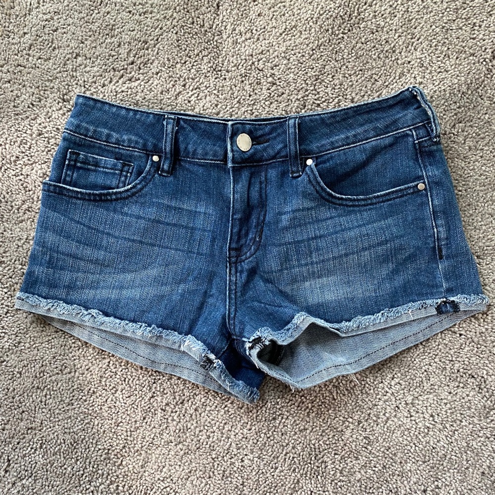 Low rise shorts bullhead